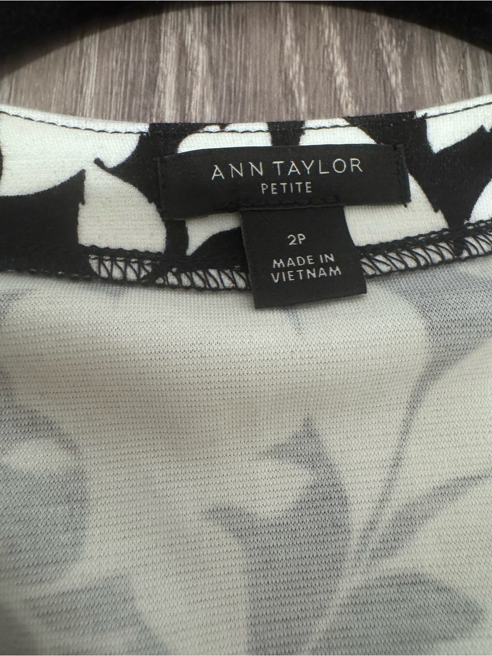Ann Taylor Black & White Floral Midi Wrap Dress - Picture 2 of 2